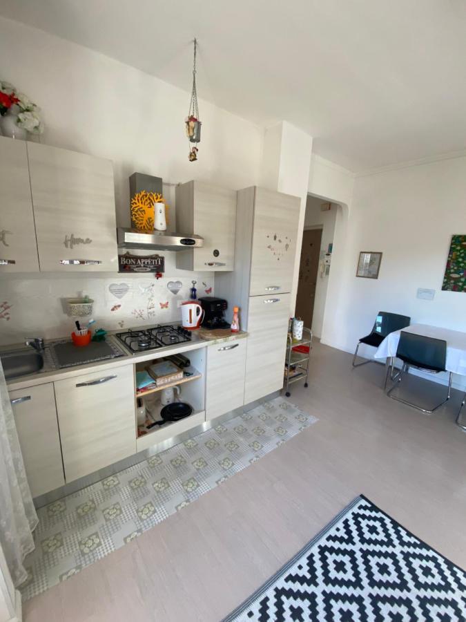 Appartamento Lella Con Meravigliosa Vista Vicino Alle Terme Акуи Терме Екстериор снимка