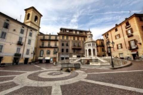 Appartamento Lella Con Meravigliosa Vista Vicino Alle Terme Акуи Терме Екстериор снимка